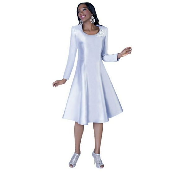 Dress - Picture 1 of 1